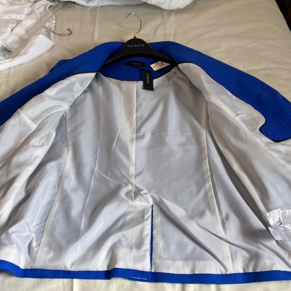 Talbots double-breasted suit jacket, size 14. - Picture 5 of 12